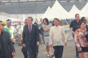 Barrie O'Farrel visits Fiesta Kultura